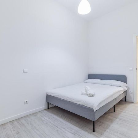 マドリードAmplio Apartamento En Malasana Para 6 Personasアパートメント エクステリア 写真
