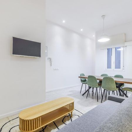 マドリードAmplio Apartamento En Malasana Para 6 Personasアパートメント エクステリア 写真