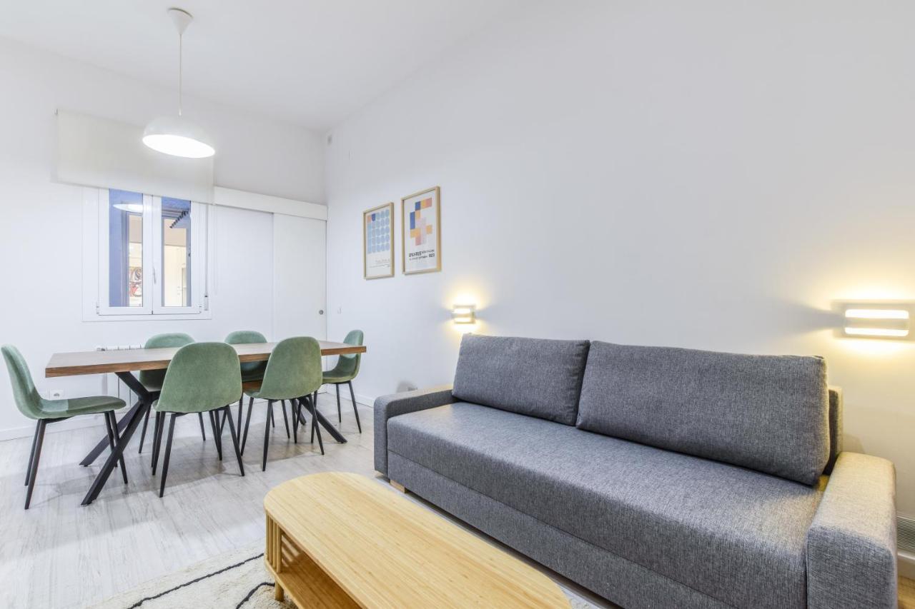 マドリードAmplio Apartamento En Malasana Para 6 Personasアパートメント エクステリア 写真