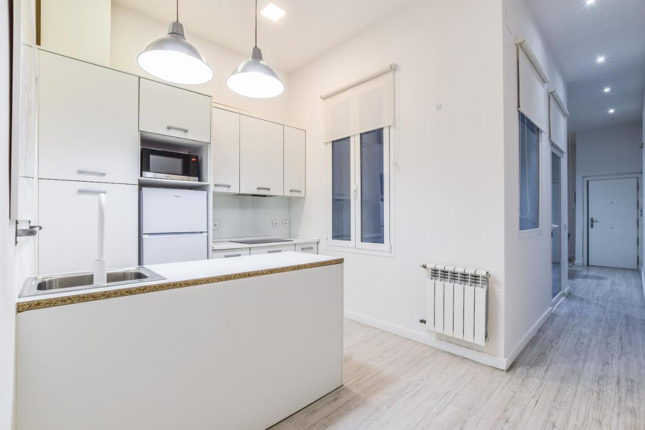 マドリードAmplio Apartamento En Malasana Para 6 Personasアパートメント エクステリア 写真