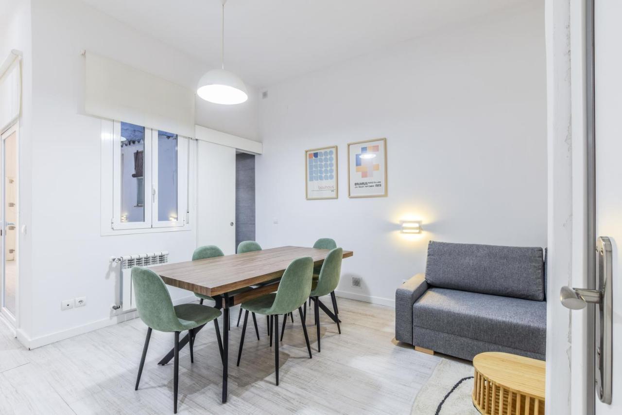 マドリードAmplio Apartamento En Malasana Para 6 Personasアパートメント エクステリア 写真